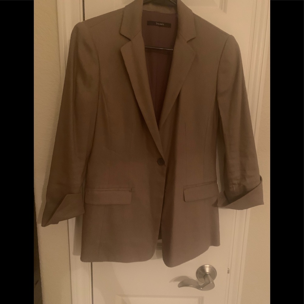 Woman’s Semi- casual Jacket/Blazer